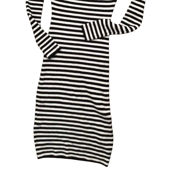 Dress 🦋 GUESS - Picture 5 of 5